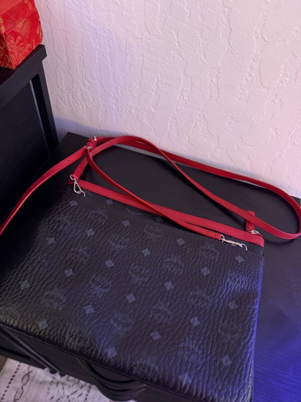 MCM Red and Black Leather Zip Pouch - Picture 3 of 6